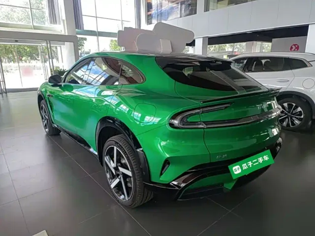 Xiaomi YU7 — Фото автомобиля 4