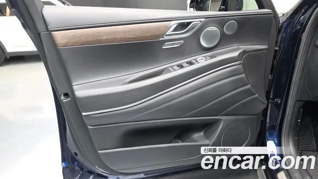 Genesis GV80 — Фото автомобиля 13