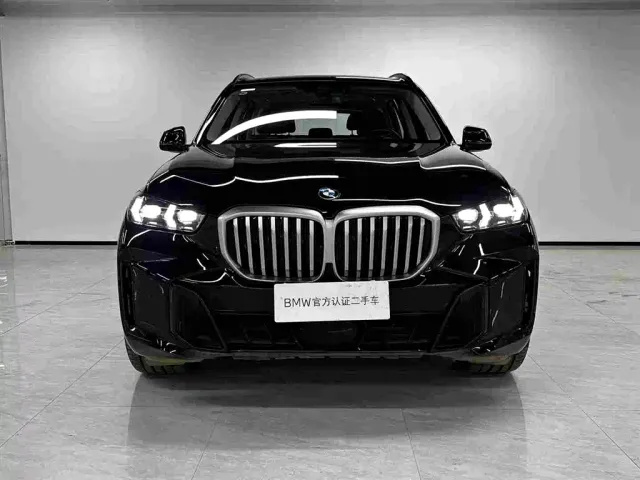 BMW X5 — Фото автомобиля 2