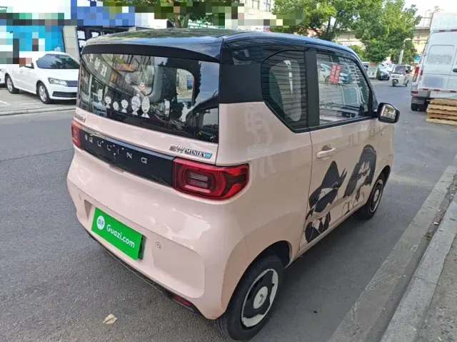 Wuling Hongguang Mini EV — Фото автомобиля 6