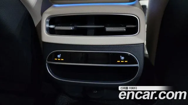 Genesis GV70 2.5T Бензин AWD — Фото автомобиля 29