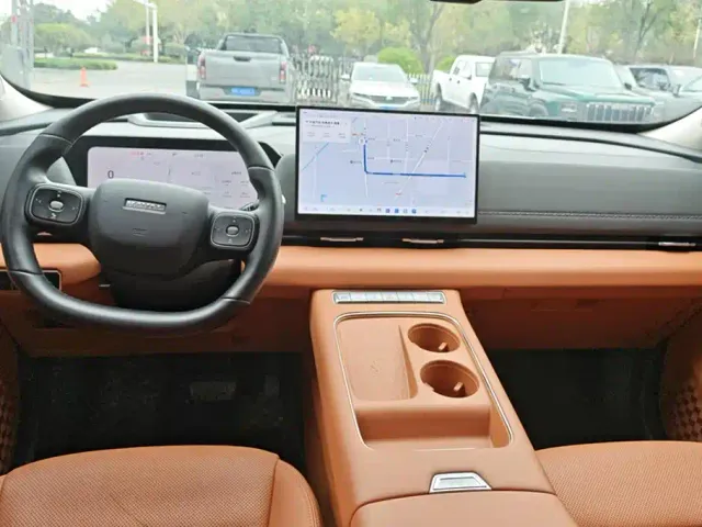 Haval Xiaolong MAX — Фото автомобиля 12