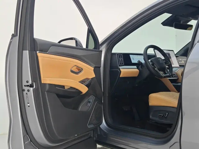 BYD Song L DM-i — Фото автомобиля 12