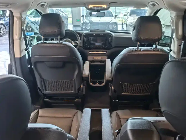 Mercedes-Benz Vito — Фото автомобиля 11