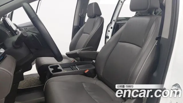 Honda Odyssey — Фото автомобиля 10