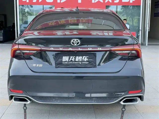 Toyota Avalon — Фото автомобиля 5