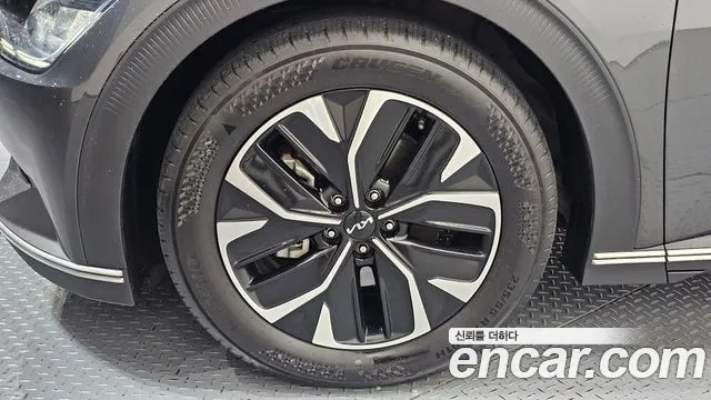 Kia EV6 — Фото автомобиля 5