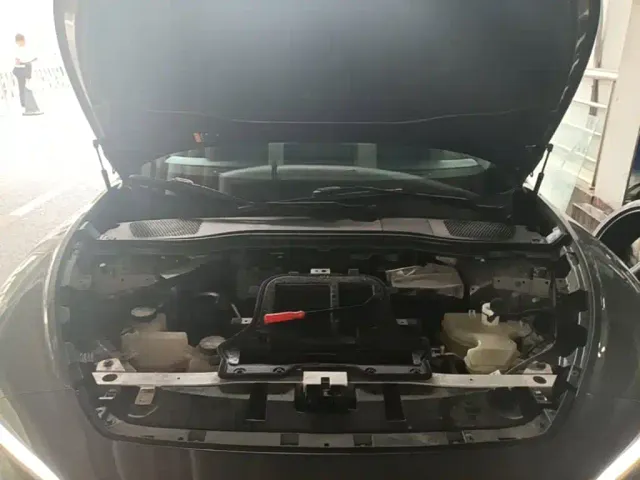 IM Motors L7 — Фото автомобиля 15
