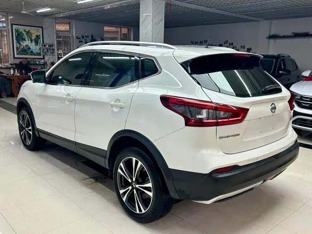 Nissan Qashqai — Фото автомобиля 6