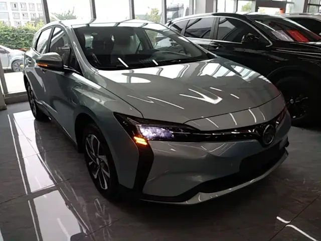 Buick Velite 6 — Фото автомобиля 3