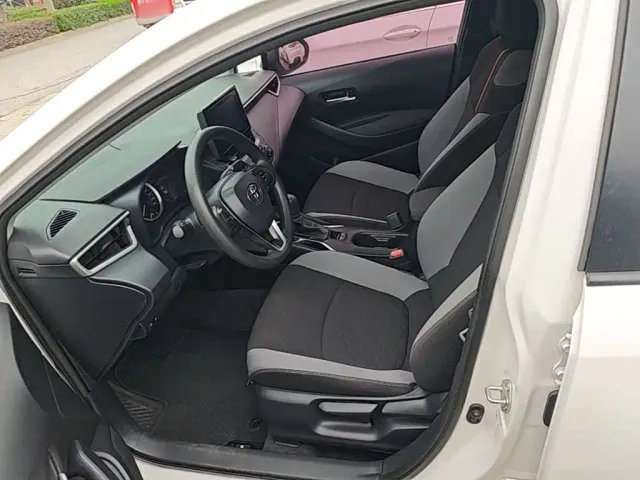 Toyota Corolla — Фото автомобиля 14