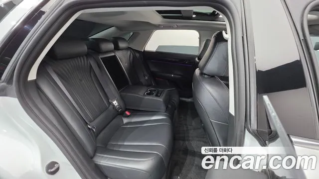 Hyundai Grandeur GN7 — Фото автомобиля 19