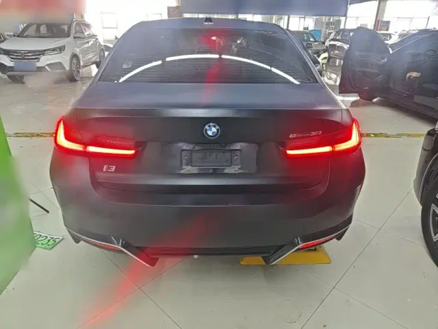 BMW i3 — Фото автомобиля 5