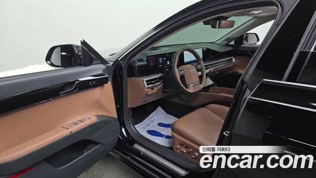 Hyundai Grandeur Grandeur (GN7) 3.5 Бензин 4WD — Фото автомобиля 10