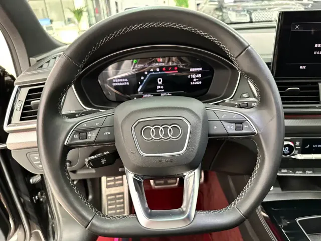 Audi Q5L — Фото автомобиля 9