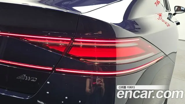 Genesis G90 Бензин 3.5 турбо AWD — Фото автомобиля 17