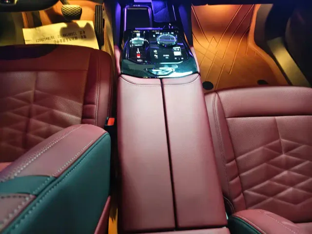 BMW 5 Series — Фото автомобиля 6