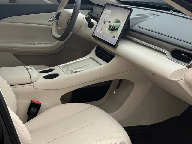 Forthing Xinghai S7 — Фото автомобиля 6