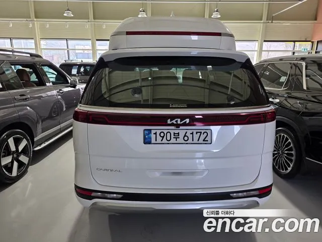 Kia Canival Carnival 4 поколение Бензин 9 мест Hi-Limousine — Фото автомобиля 4