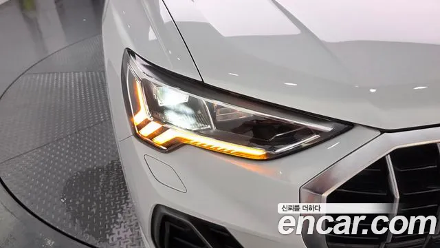 Audi Q3 35 TDI Premium — Фото автомобиля 21