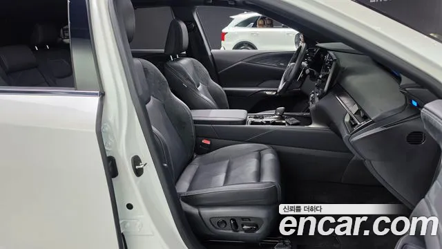 Lexus RX — Фото автомобиля 26
