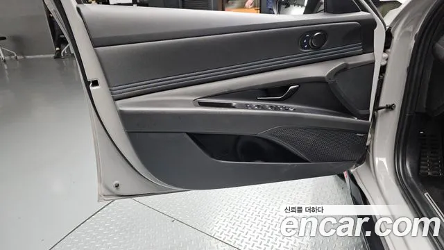 Hyundai Avante CN7 — Фото автомобиля 24