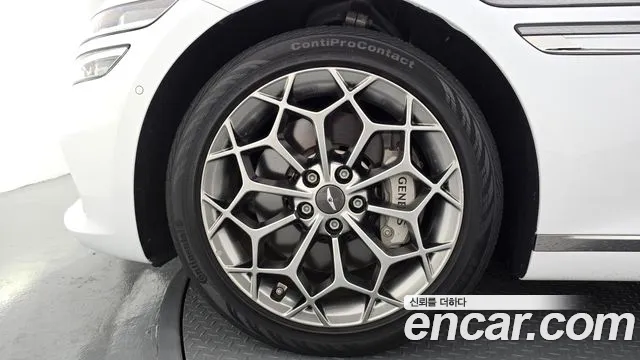 Genesis G80 Бензин 2.5 турбо AWD — Фото автомобиля 5