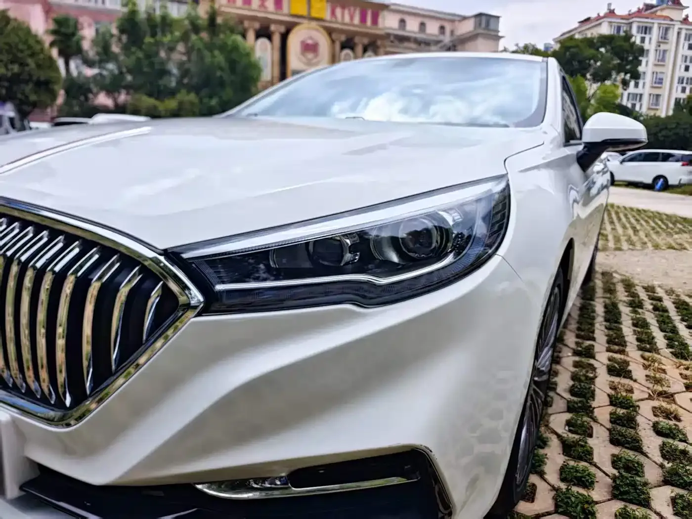 Hongqi Hongqi H5 2022 Classic Facelift 1.5T DCT Flag Rhythm Edition — Фото автомобиля 10