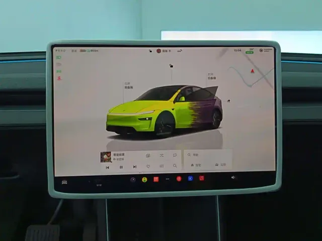 Tesla Model Y — Фото автомобиля 14