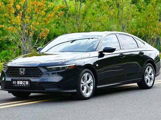Фотография автомобиля — Honda Accord