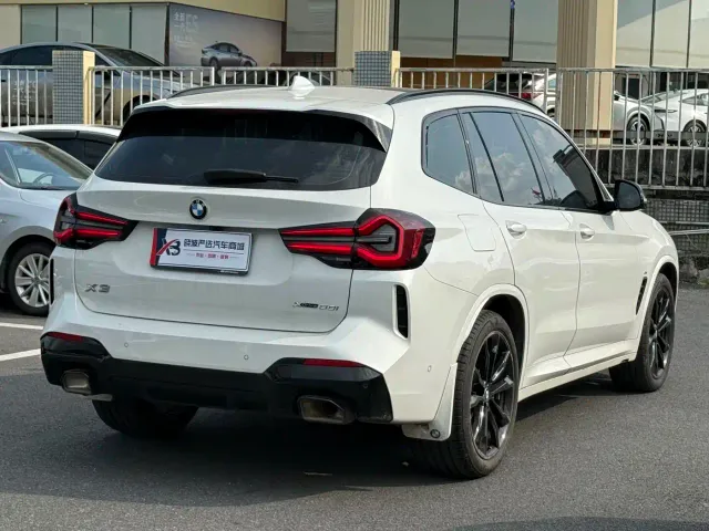 BMW X3 — Фото автомобиля 4