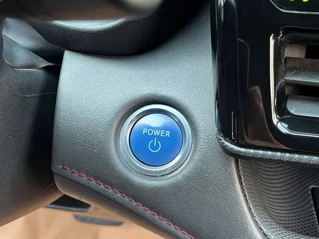 Toyota Crown Kluger 2021 2.5L HEV AWD Flagship Edition — Фото автомобиля 24