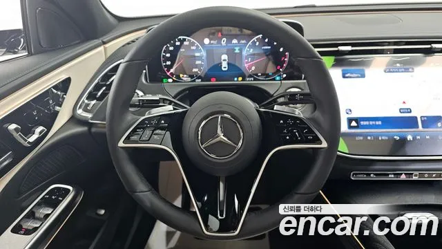 Mercedes-Benz E-Class — Фото автомобиля 10
