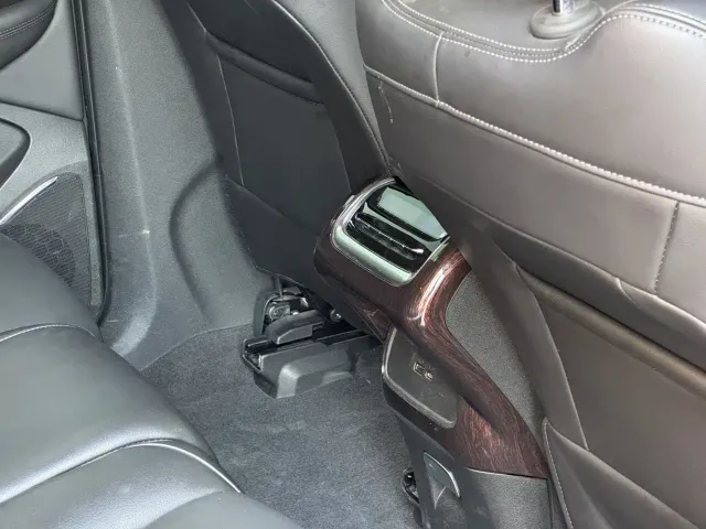 Buick Enclave — Фото автомобиля 21