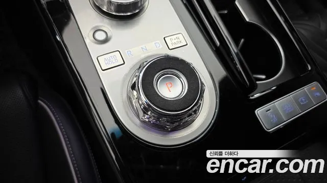 Genesis G80 Бензин 2.5 турбо AWD — Фото автомобиля 9