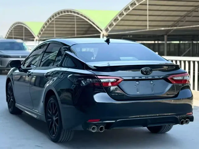 Toyota Camry — Фото автомобиля 4
