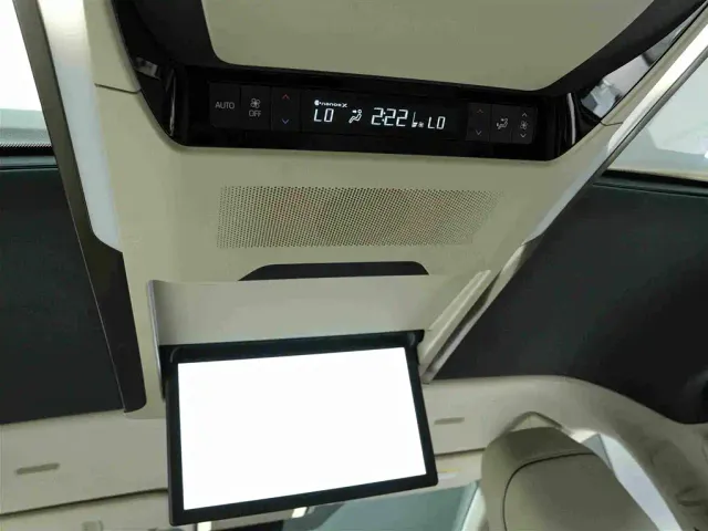 Toyota Vellfire — Фото автомобиля 18