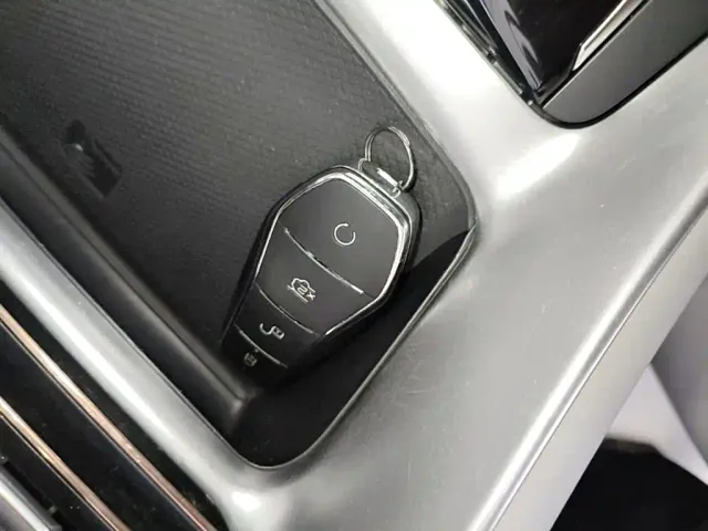 BYD Song Pro — Фото автомобиля 8