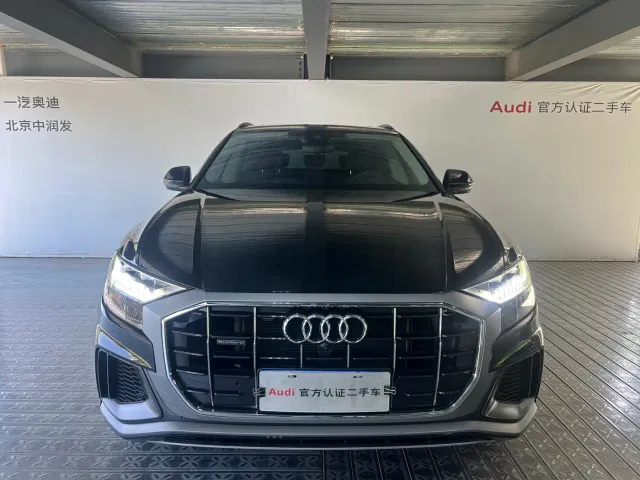 Audi Q8 — Фото автомобиля 2