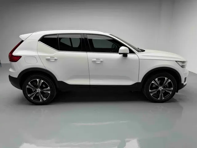 Volvo XC40 — Фото автомобиля 20