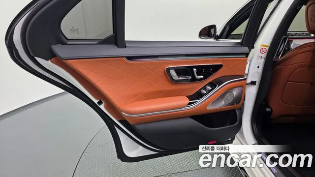 Mercedes-Benz S-Class W223 — Фото автомобиля 14