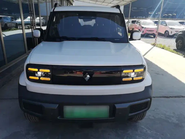 Baojun Yep — Фото автомобиля 2