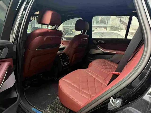 BMW X5 — Фото автомобиля 4