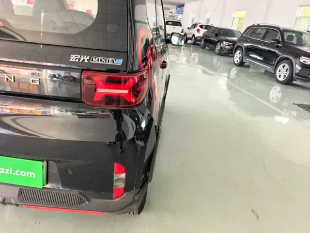 Wuling Hongguang Mini EV — Фото автомобиля 21