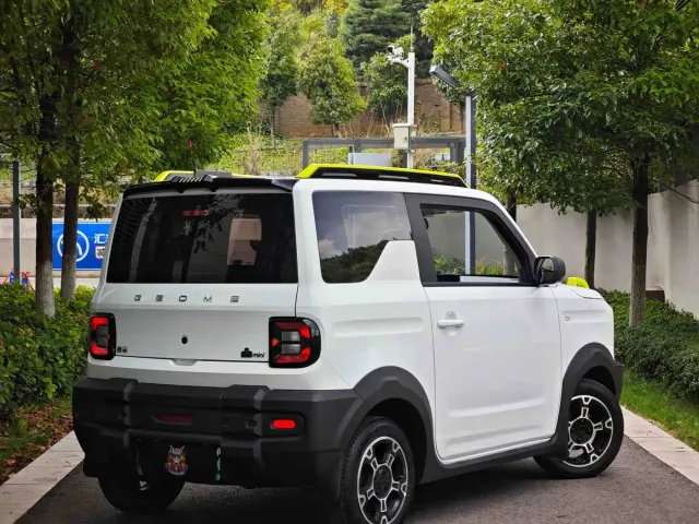 Geely Panda — Фото автомобиля 17