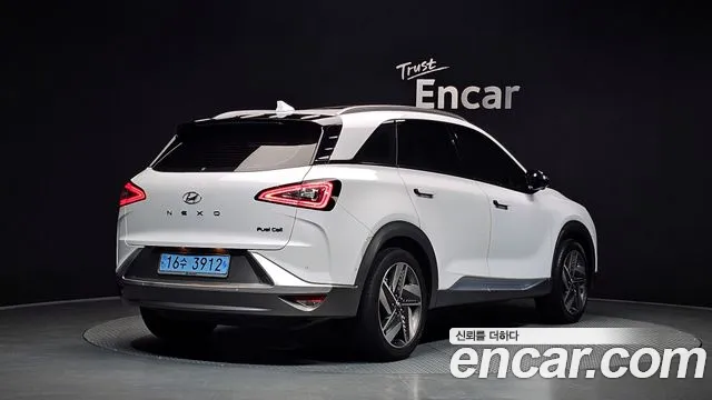 Фотография автомобиля — Hyundai Nexo