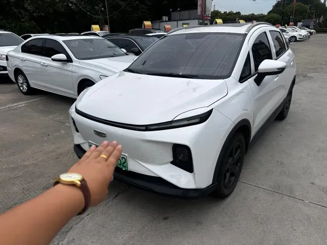 Geely Geometry E Firefly — Фото автомобиля 2