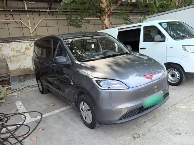 Wuling Hongguang — Фото автомобиля 3