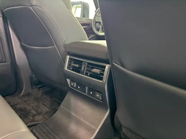 Lexus GX — Фото автомобиля 12