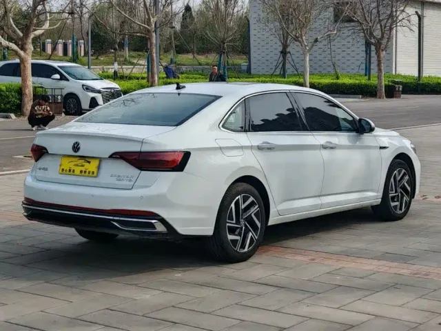 Volkswagen Sagitar — Фото автомобиля 4